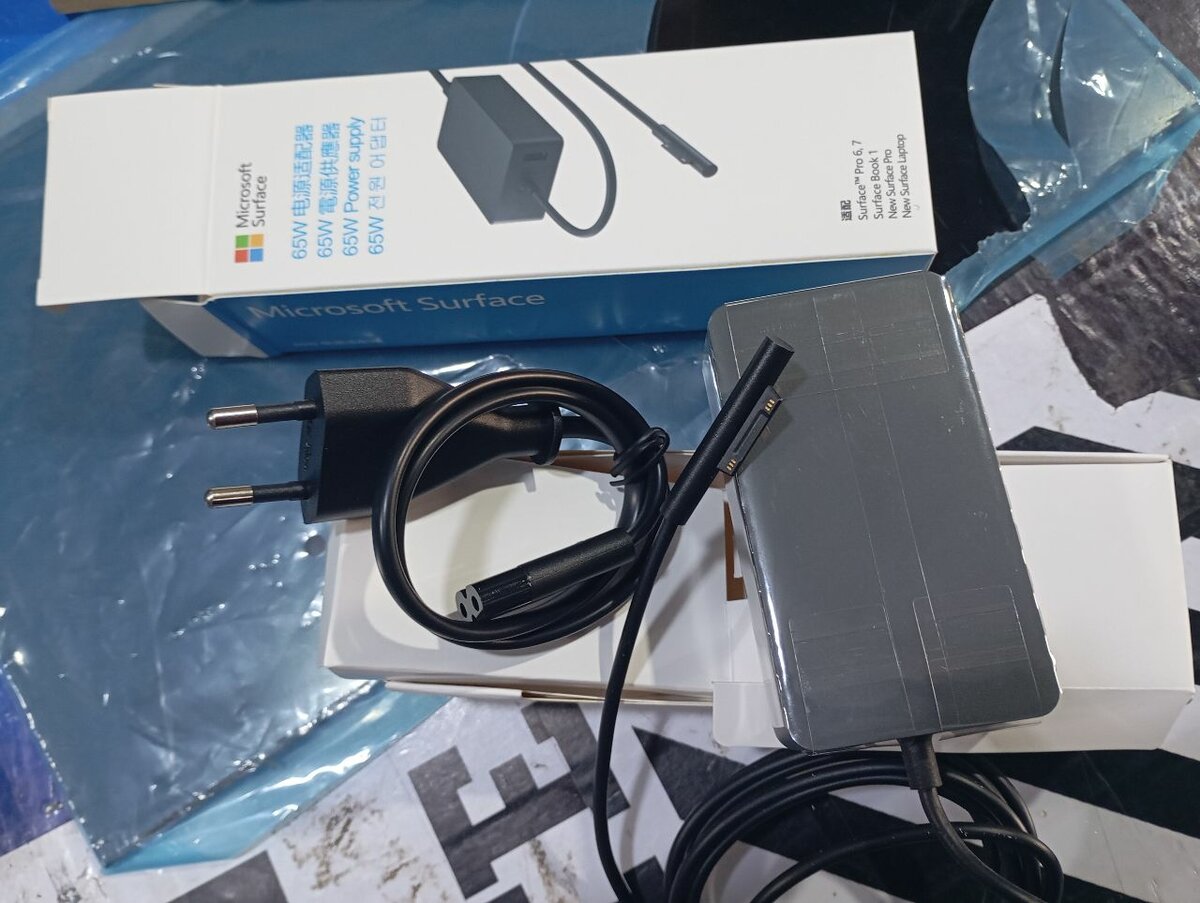 Microsoft Surface charger for Pro4/5/6/7