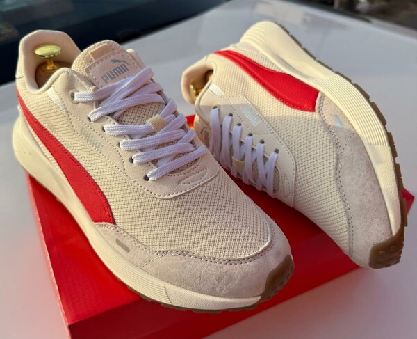 Chaussures pumas