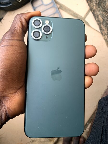 iPhone 11 Pro Max 64 Go