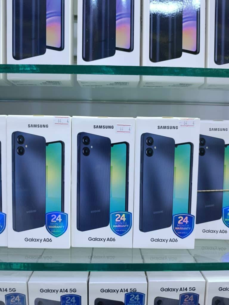 Samsung Galaxy A06 Smartphone