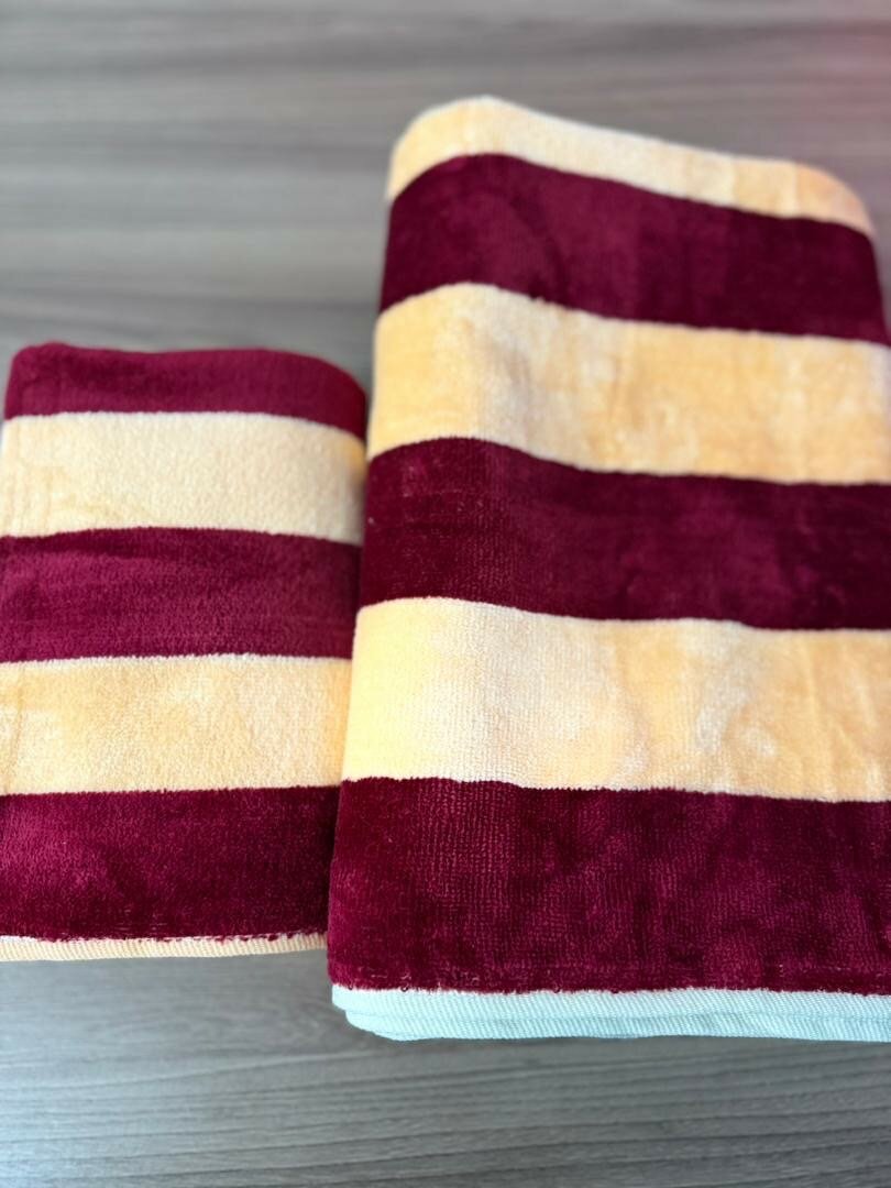 Полотенцы 2в1 состояние отличное новое