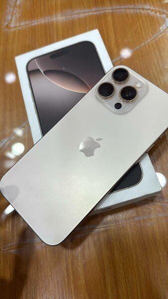 iPhone 16 Pro max Blanc Neuf