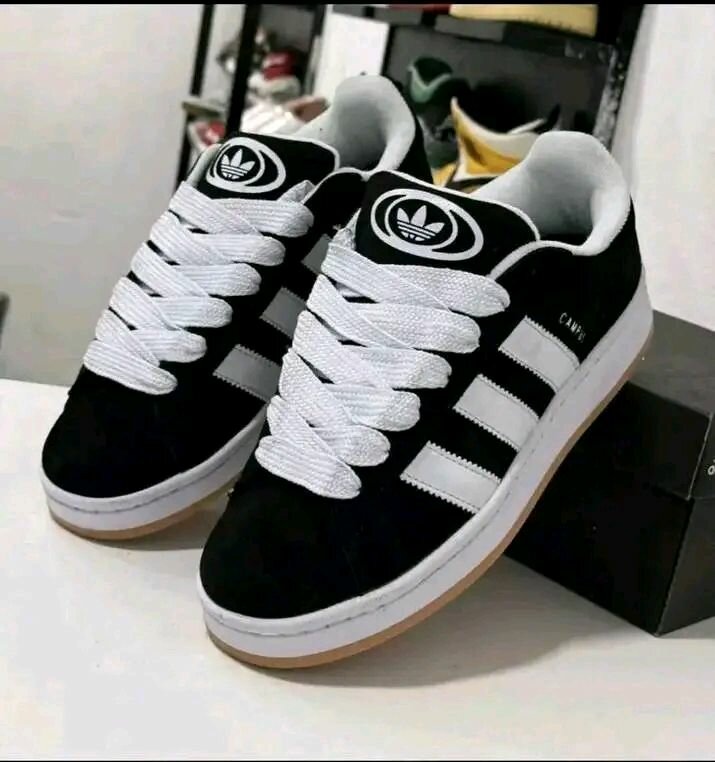 Adidas compus