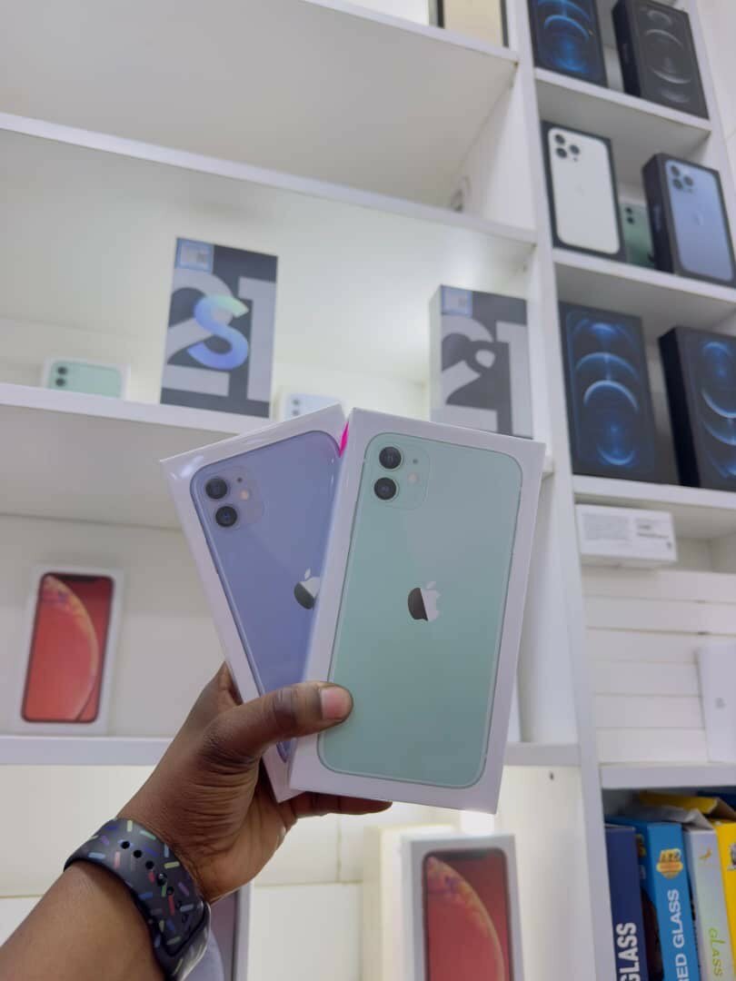 Pre owned and new iPhones