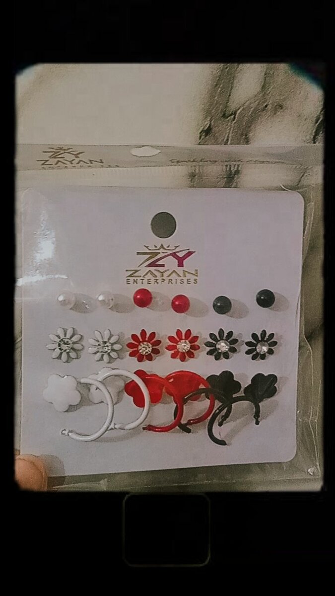 Earings