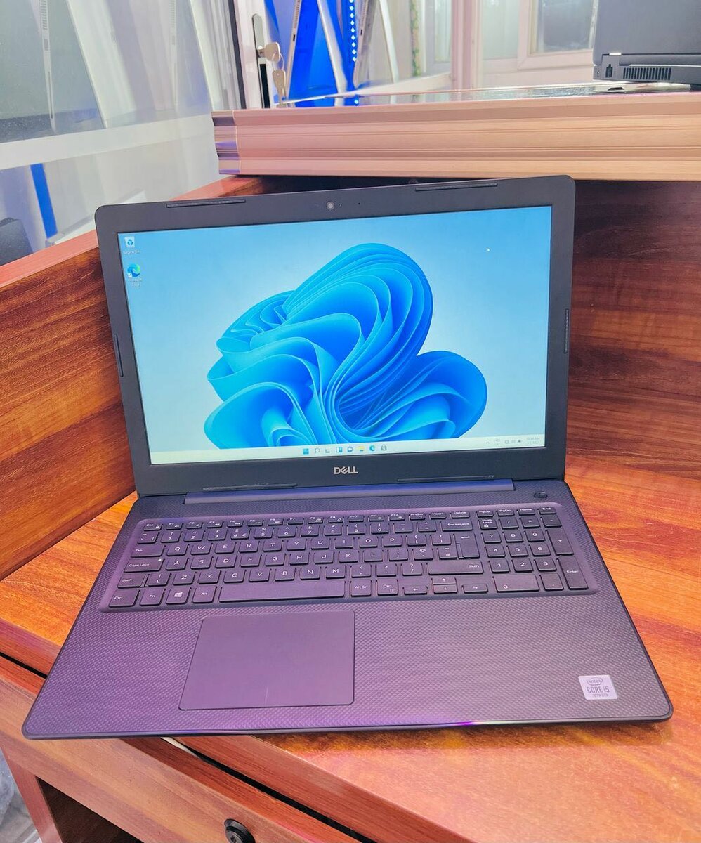 Dell Vostro 3590 16GB RAM 256SSD