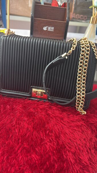 Sac à bandoulière élégant
