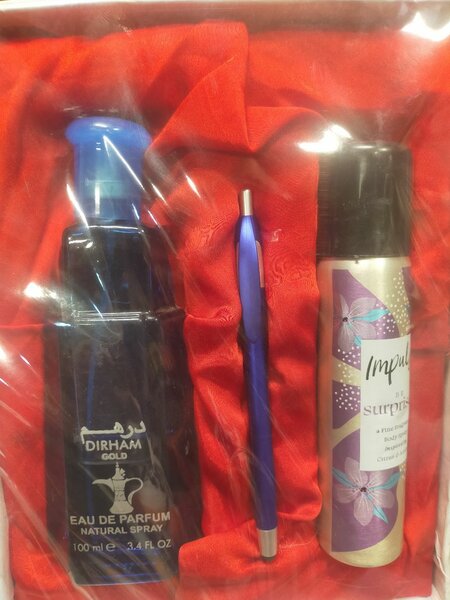 Perfumes set