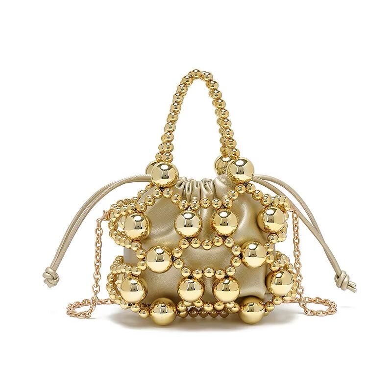 Sac à main perlé chic