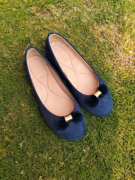 Dark purple or navy blue mix Pumps , size 40 ,