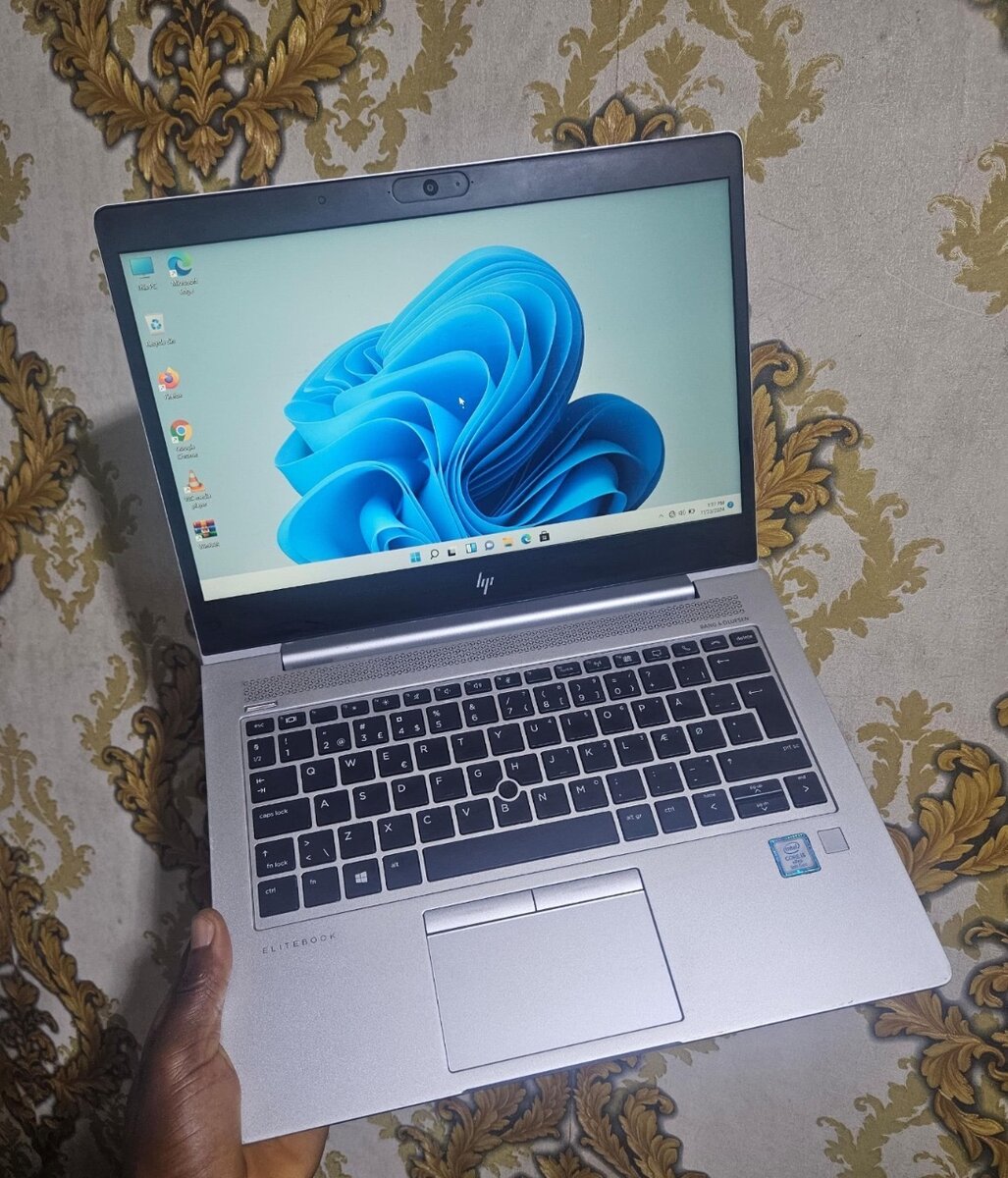 HP Elitebook 830 G5