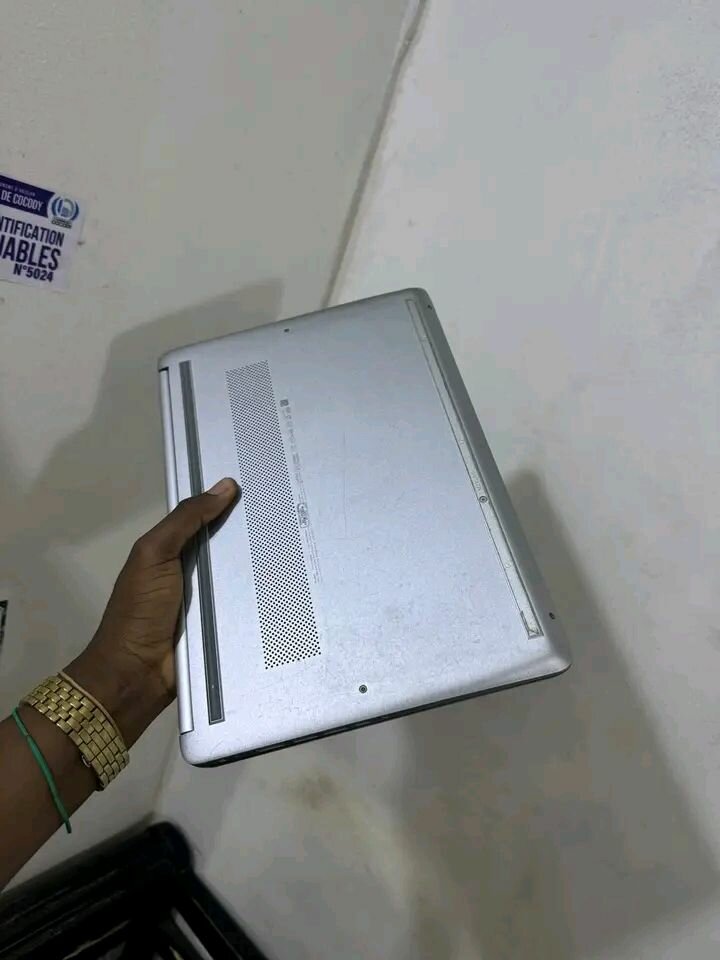 Ordinateur portable HP 14"