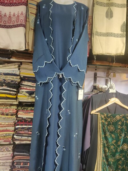 Zoom Abaya