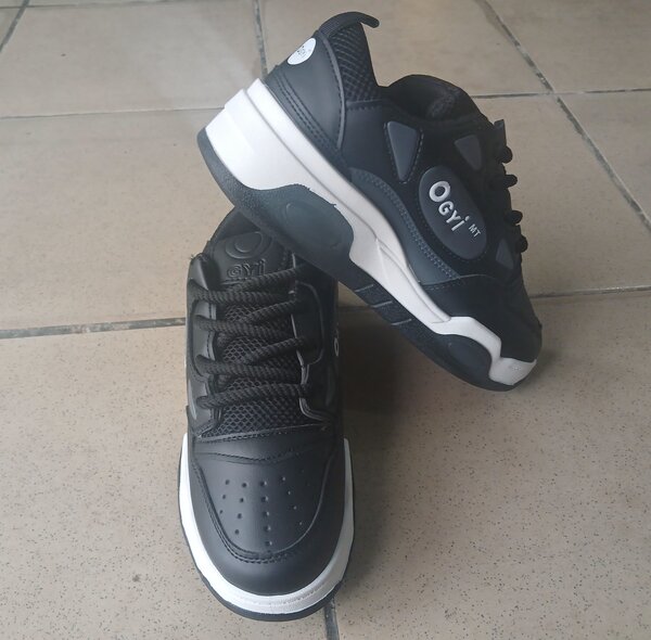 Baskets noires OGY enfants