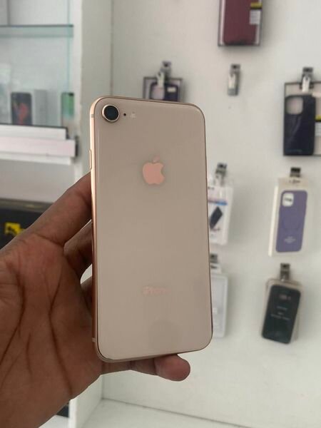 IPHONE 8 64GB 