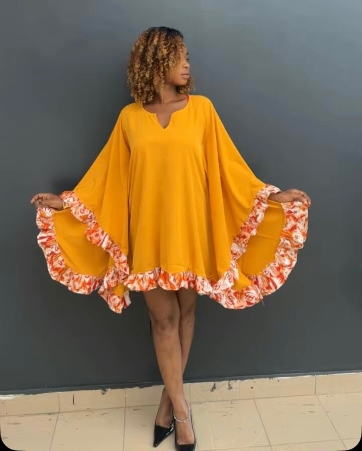 Robe bohème jaune à volants