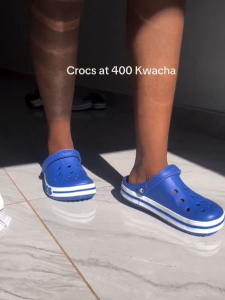 Crocs blue