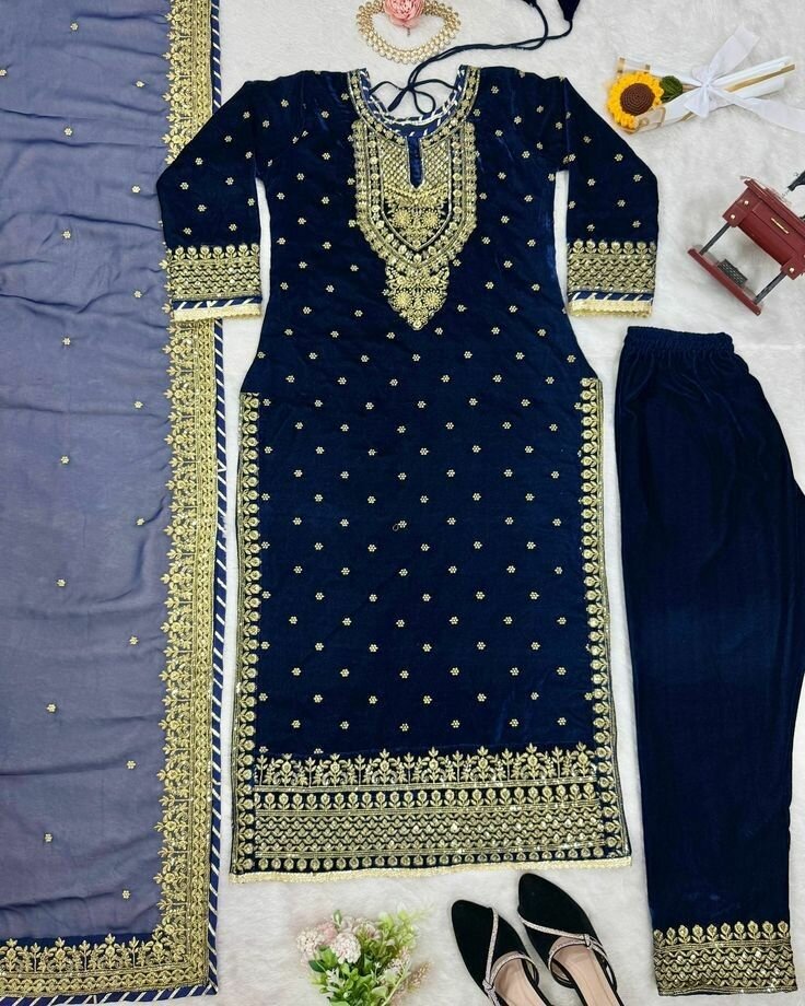 Lawn 3 Peace Suit