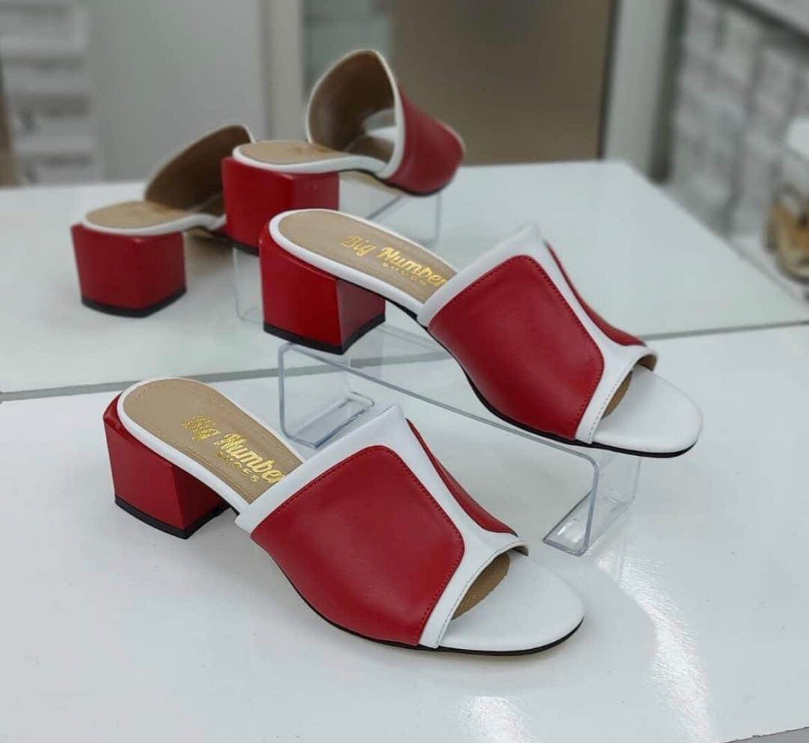 Mules à talons ouverts