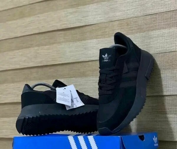 Baskets Adidas rétro style