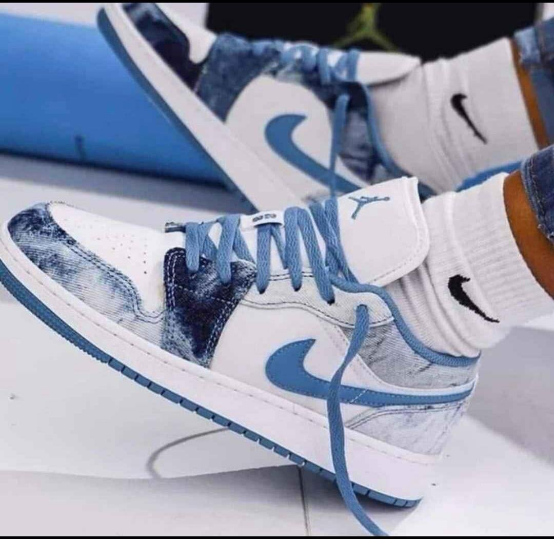 Baskets tendance mixtes et colorées