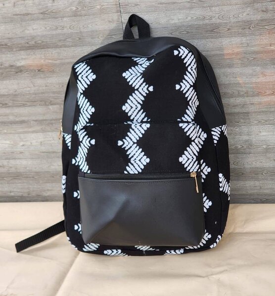 Sac à dos ethnique moderne