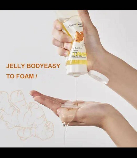 Gel de lavage du visage à base de curcuma.