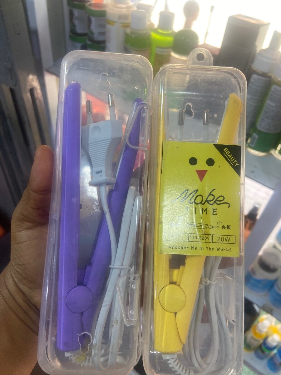 Portable straightener