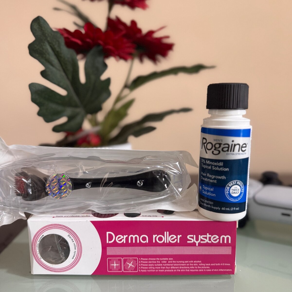 ROGAINE SOLUTION PLUS DERMA ROLLER
