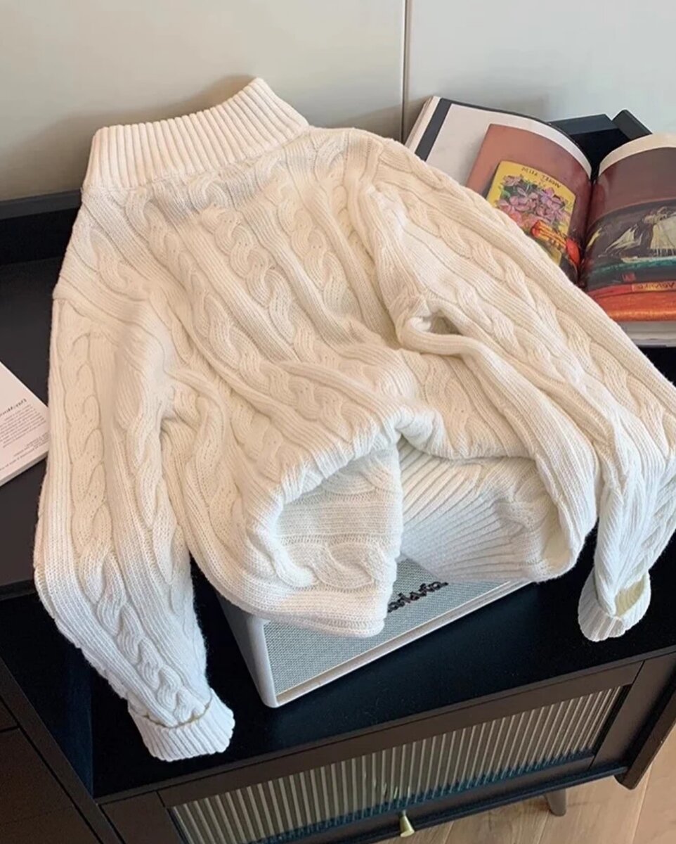 Белый свитер Polo