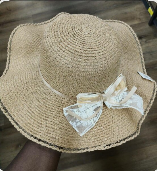 Chapeau de soleil élégant