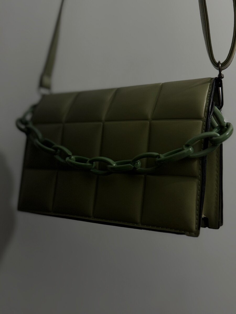 Yves Saint Laurent (YSL)