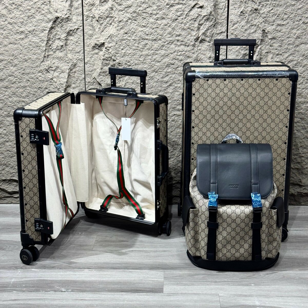 Suitcase/Backpack