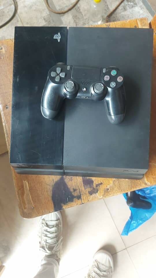 PS4