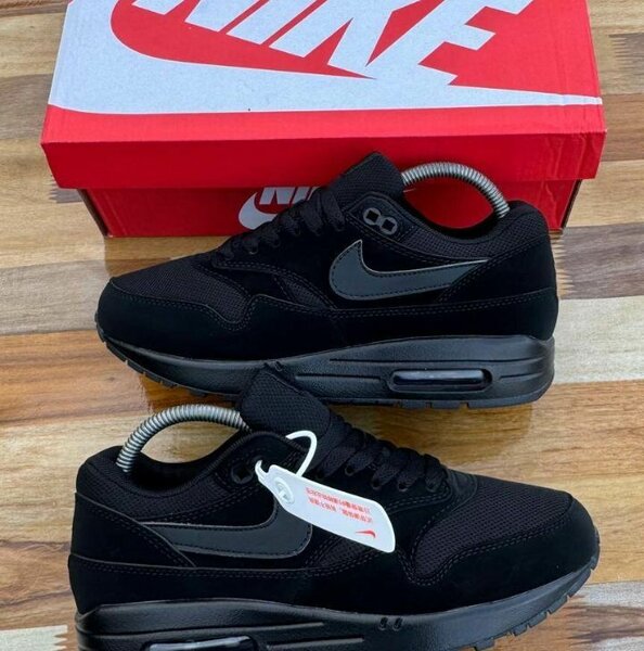 Nike Air Max noir pour homme