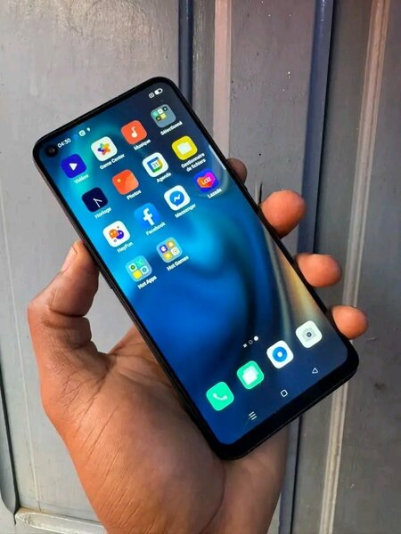 Smartphone OPPO moderne