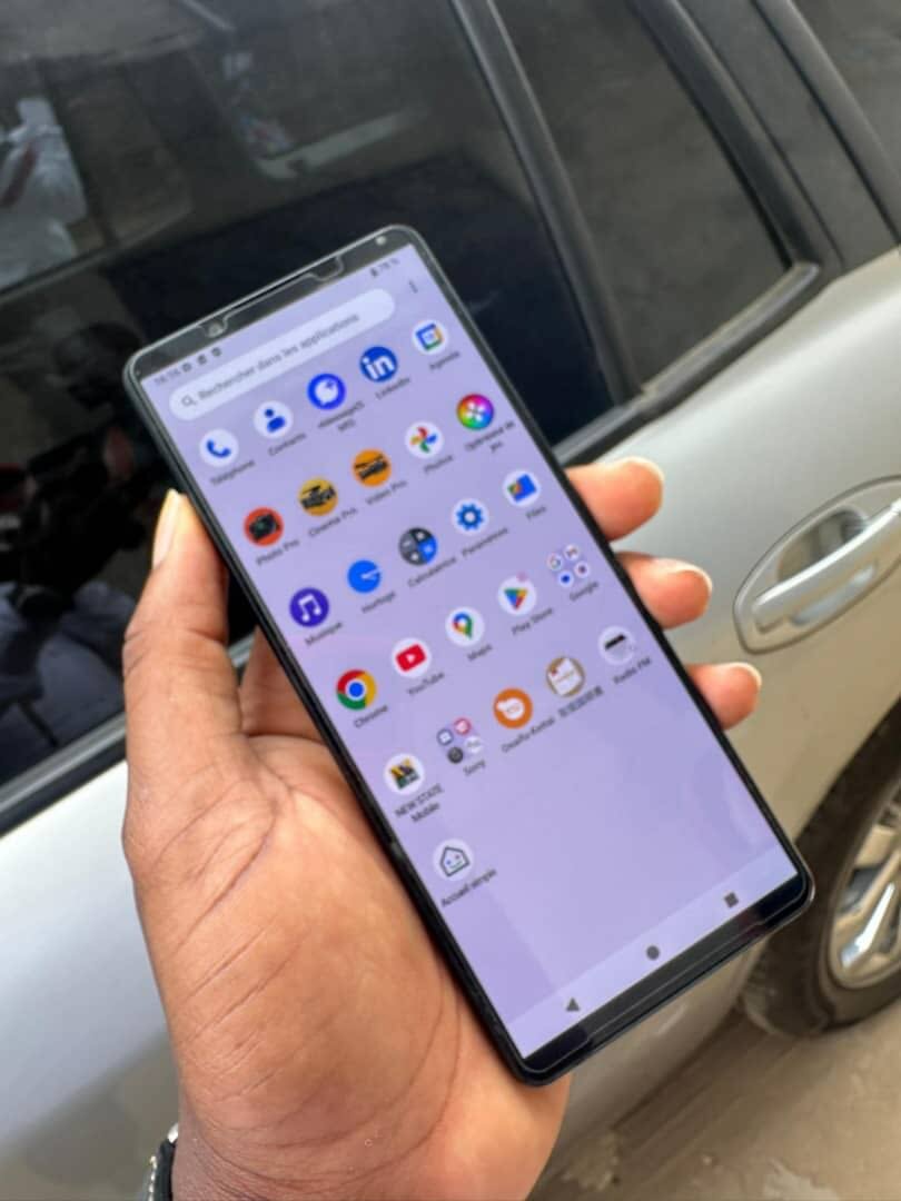 SONY XPERIA 1 IV IMPORTÉ QUASI