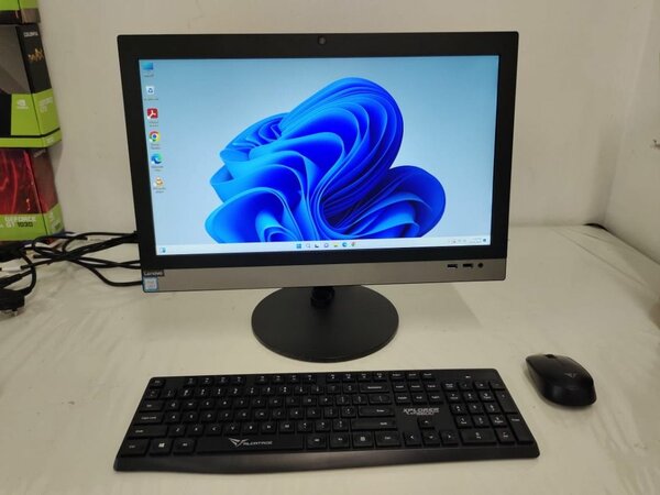 Ordinateur All in one Lenovo Core i5