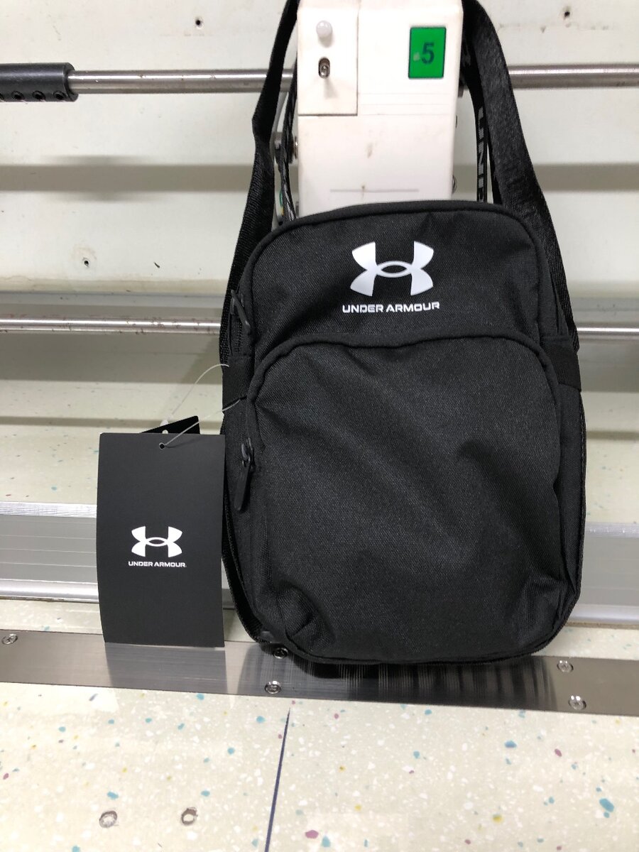Under armour original 100%