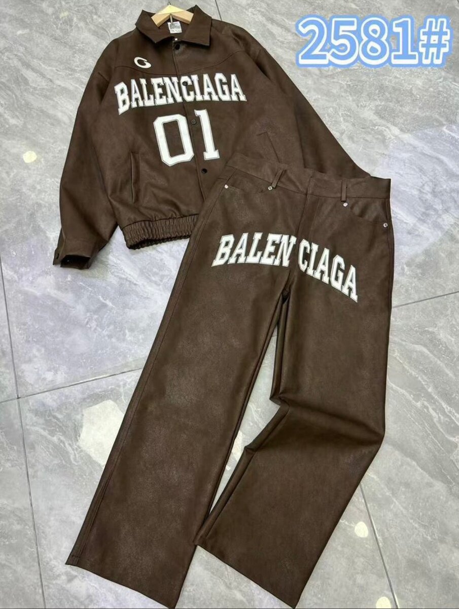 Ensemble veste et pantalon Balenciaga