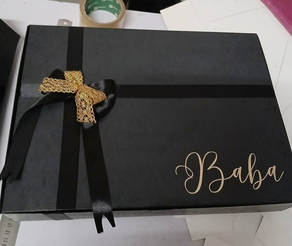 Boîte cadeau élégante personnalisée