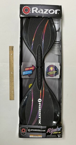 Skateboard à Roues Pivotantes