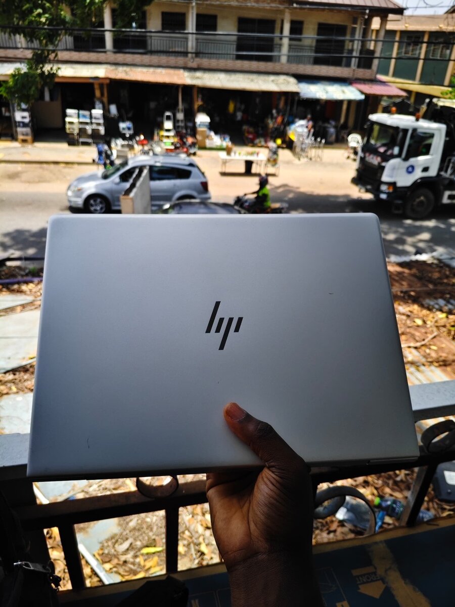 Hp elite book 830 G6
