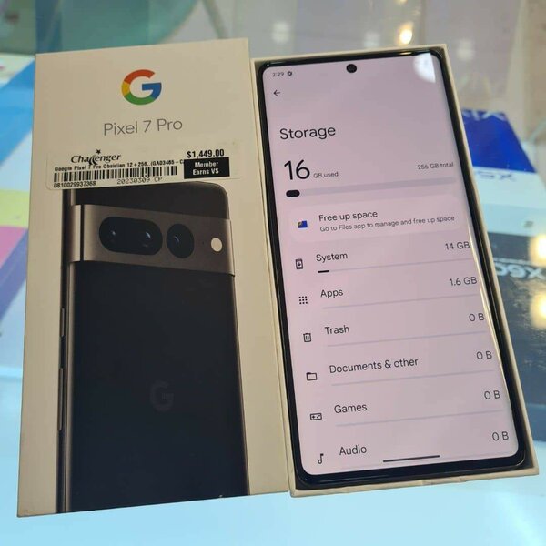 Google pixel 7pro 128gb/12gb ram a week used very neat 5000m