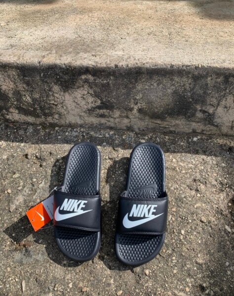 Nike slippers
