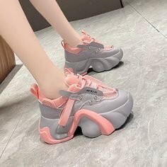 Sneaker