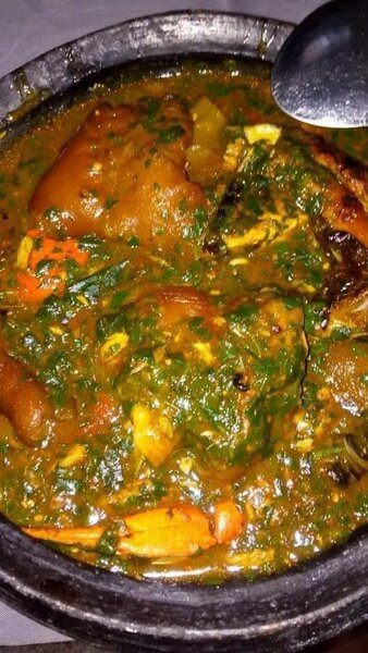 Placali sauce graine