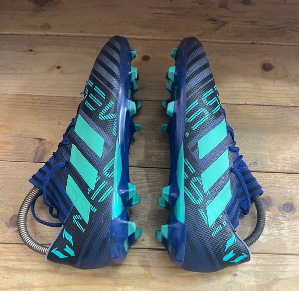 Football boot ,size 40
