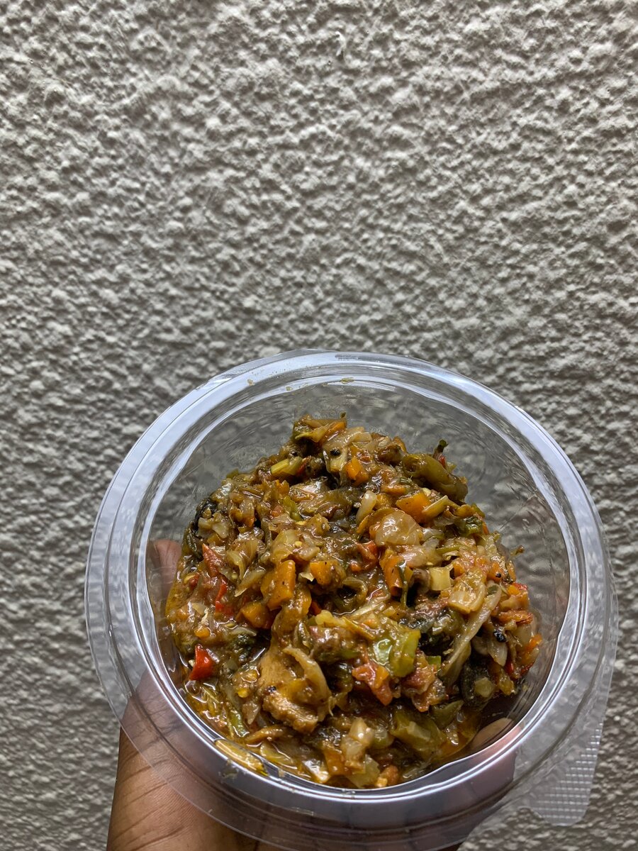 Repas de riz et légumes savoureux