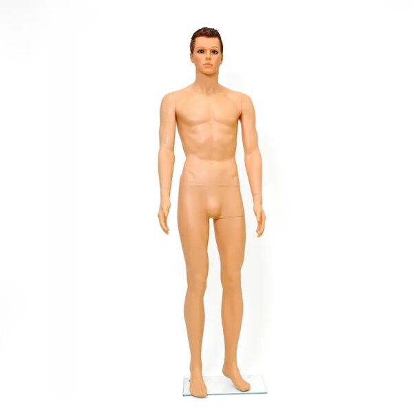 Mannequin réaliste moderne